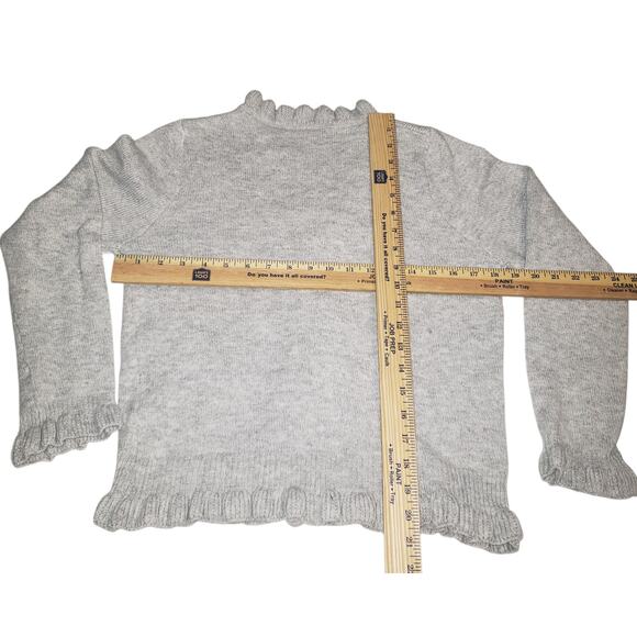 Vintage Gray Acrylic Cardigan Womens Medium Shank Buttons Ruffle Trim - Picture 5 of 8